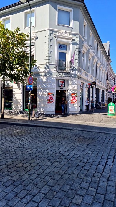 The 7-Eleven on the corner, Kristiansand